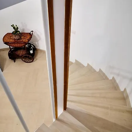Cynara House